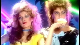 Toto Coelo - I Eat Cannibals