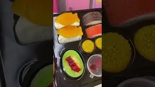 Mini gummy sushi