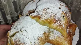 СЛОЙКИ-БУЛОЧКИ С ЯБЛОКАМИ,ИЗ ГОТОВОГО БЕЗДРОЖЖЕВОГО СЛОЁНОГО ТЕСТА!