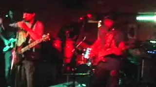 BROKE BY MONDAY/JOSH FISCHEL/3RD ALLEY concert.wmv
