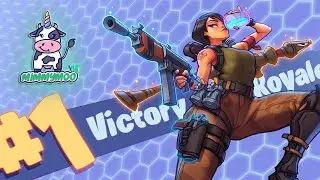 Mimmymoo15 Gets her first victory royale in Fortnite with Pizza, Fish, and a Sword!