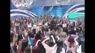 Sílvio Santos cai e pede ajuda www.sempredicas.com.br