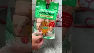 外国小哥哥沉浸式准备圣诞主题的零食角#diy #沉浸式 #沉浸式体验 #解压 #asmr