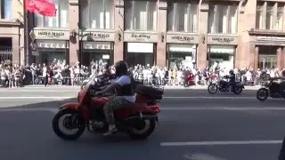 Байкеры, бессмертный полк в Питере.