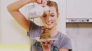 3 Ingredient Pancakes | Karlie Kloss