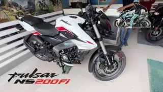 यें है नई Bajaj Pulsar NS200 E20 🔥 ! Walkaround Review..!