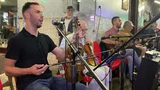 Ala au café Hanafta Tanja. Direction Abdeslam Rabie