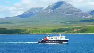 Ferry Lord of the Isles in Sound of Islay