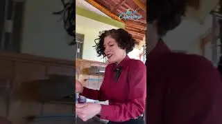 Luz de Esperanza - Benito reportando desde una locación secreta de #LuzDeEsperanza 😱🎤😍