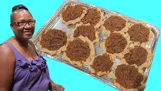 Tasty Gizzadas, coconut tarts!