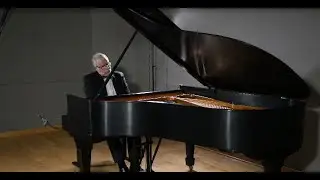 Robert Schumann - Träumerei - Oleg Volkov