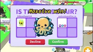THIS IS UNBELIEVABLE! 😱 MASSIVE OVERPAY FOR BLUE RINGED OCTOPUS 😍🐙 *BEST OFFERS* Adopt Me - Roblox