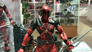 Обзор Фигурки Дэдпул cо cтеной: Марвел (Deadpool: Marvel 20 см.)