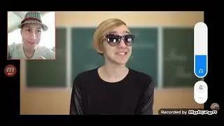 Реакция на Пятачка "1класс против 11 класса часть 3" смотрит Шергин Артём
