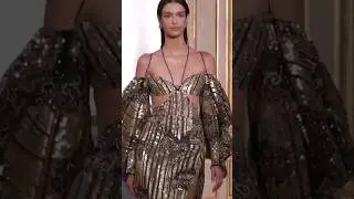 Couture collection The Tree of Life’ by Rahul Mishra Fall 2022.😉