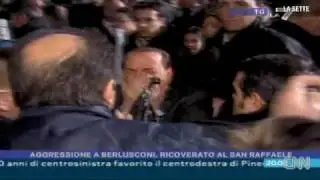Agesion a Silvio Berlusconi - Grabación de frente