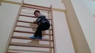 Ahmet hoplayıp zıplıyor 2