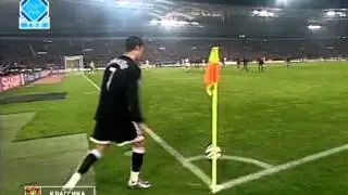 Cristiano Ronaldo debut in the Champions League(Vine)