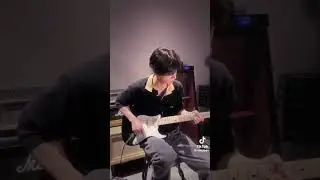 JAY playing guitar cover "Magnetic" by Illit #enhypen #jay #shorts