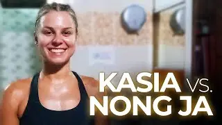 Kasia Kuperska (Poland) vs. Nong Ja (Thailand) | Samui International Muay Thai Stadium