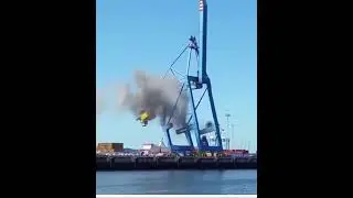 Взорвали кран