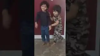 वृंदावन जाऊंगी song #trending #viral #cute beby funny 🤣 veido