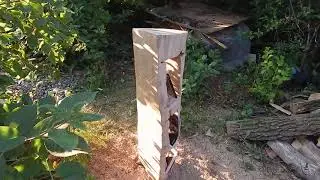 Подставка для книг из дуба готова