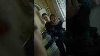 СХВАТИЛИ СЕСТРУ ЗА ТО ЧТО ОНА ВЗЯЛА ДДНЬГИ 