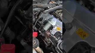 установка алюминиевой клапанной крышки E90 