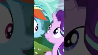 Qu'est-ce qu'un Wonderbolt ? 🌈 My Little Pony en français: La Magie de l'Amité #shorts #mlp #magico
