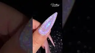 Vettsy Jelly Pink Gel + Holographic Cat Eye Gel Is So Stunning 