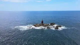 Men Du viewed by drone