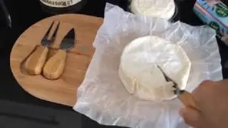 Изысканный Французский сыр. Вкусно даже смотреть.