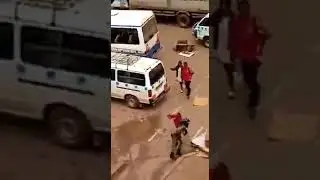 ABANTU BAKOWU, OMUVUBUKA AKUBYE OWA POLICE, FREE BOBI WINE