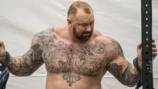 Hafthor Attempted A 501 KG Deadlift Without A Suit