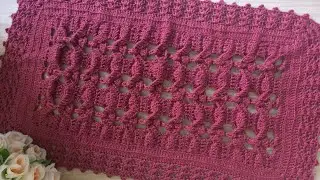 Caminho/Centro de mesa Serenity #crochet #semprecirculo #decoração @GabyyCroches