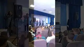 Әтнә районына багышланган фристайл РЭП башкардылар.