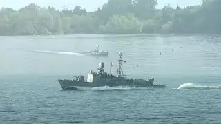 Schnellbootfahren 