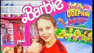 Barbie dolls pretend play in the new house