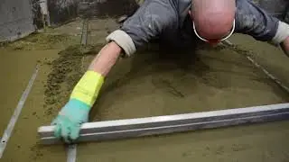Устройство выравнивающего основания под маты тёплого пола