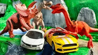 МУЛЬТИКИ про МАШИНКИ и ДИНОЗАВРЫ. Нападение ДИНОЗАВРОВ на машинки. Кран трактор и самосвал спасатели