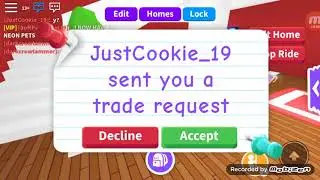 Roblox: MAKING A NEON PARROT ON ADOPT ME?!