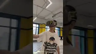 VIRTUAL REALITY ARENA
