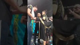 Кыздар на рахате.