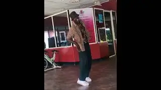 yellow dove ft Lara & V.I.C (sky daddy) official dance video