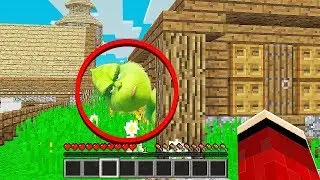 I FOUND THE GRINCH in Minecraft Pocket Edition