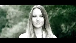 Caro Conrad - Schachmatt (Offizielles Musikvideo)