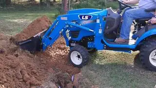 LS Tractor MT125 Tractor Loader work part 2 (GC1720 1025R)
