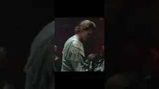 Это что  такое ? Не канон  Кольца Власти
