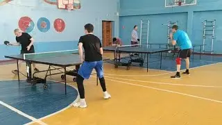 1 стол: Мухутдинов Ильдар (RTTF: 393) vs Куренев Евгений